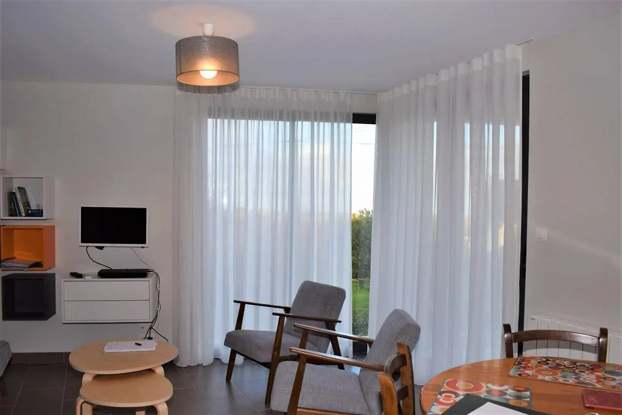 Maison Neuve De Plain-Pied Avec Wifi Classee 3 Etoiles A Tregastel Ref 465